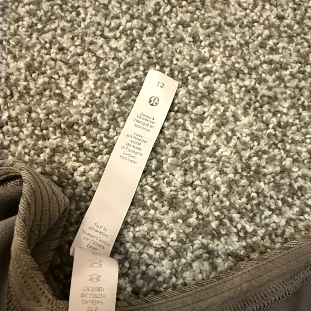 lululemon Ribbed Tank - Picture 4 of 4